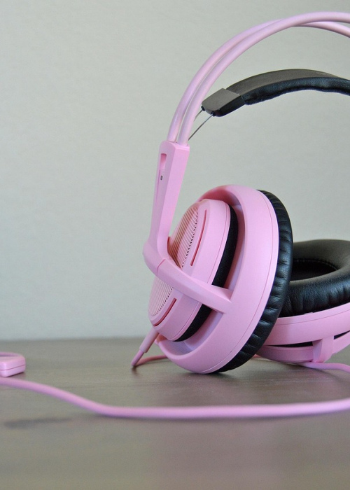 Noise Cancelling Over-Ear Headphones